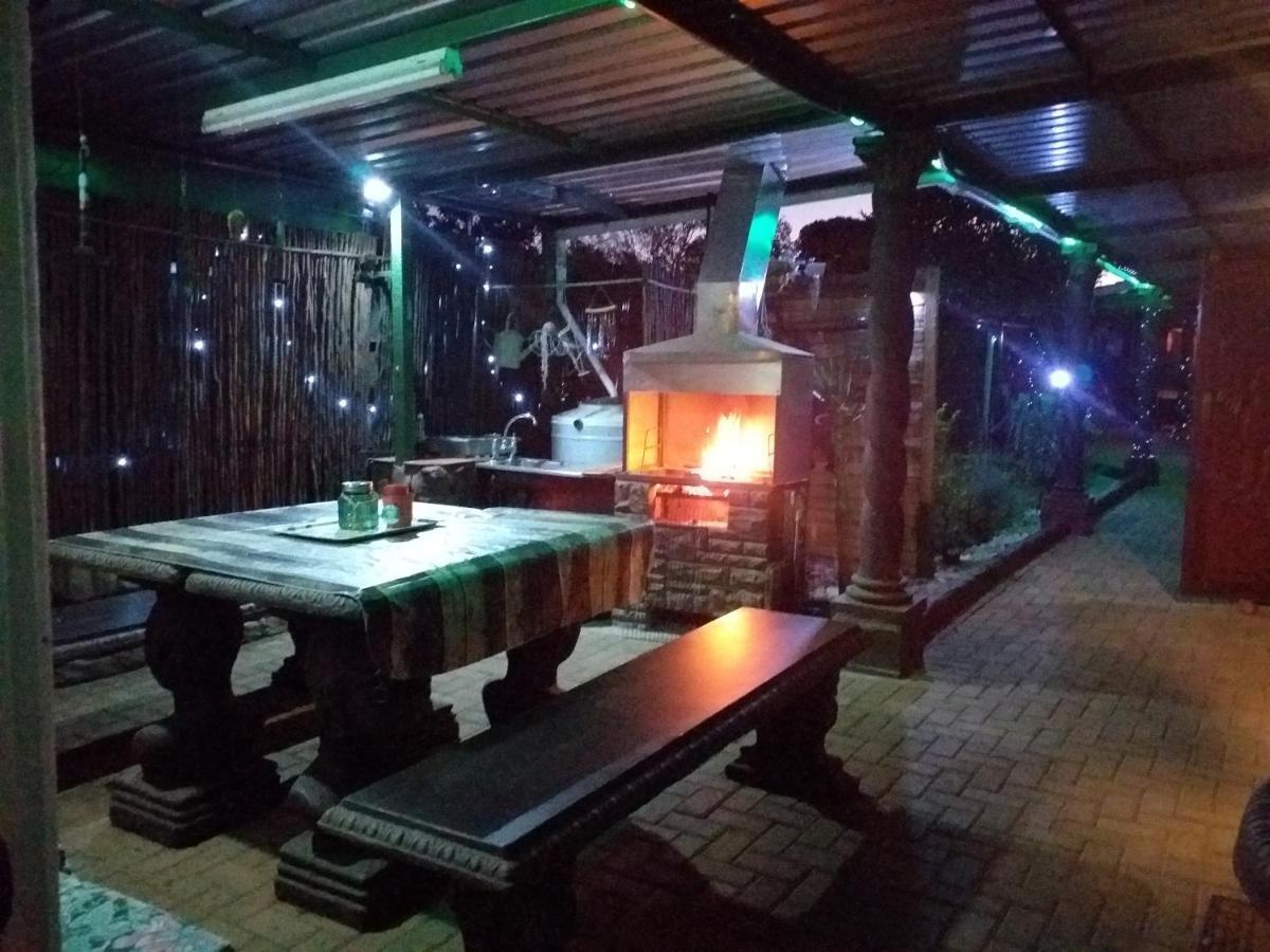 African Elephant'S Den Klerksdorp Exterior foto