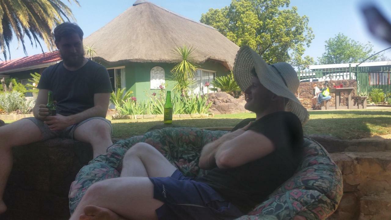 African Elephant'S Den Klerksdorp Exterior foto